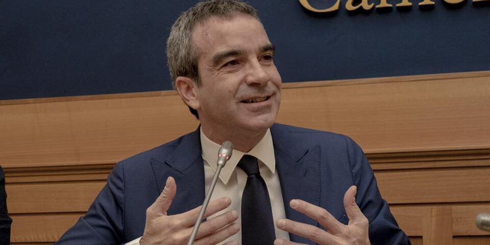 Camera, Occhiuto in corsa a capogruppo azzurro