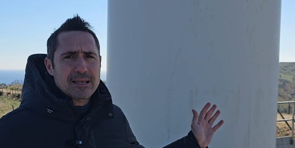 Alecci contro la diffusione di nuovi impianti eolici: «Fermiamoci finché siamo in tempo»