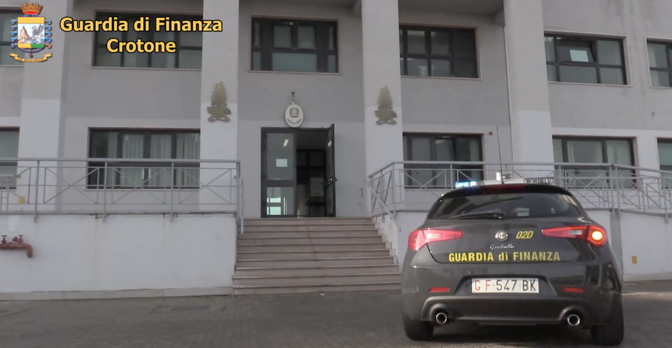 Cirò Marina, sequestro di due ditte e conti correnti a boss di ‘ndrangheta