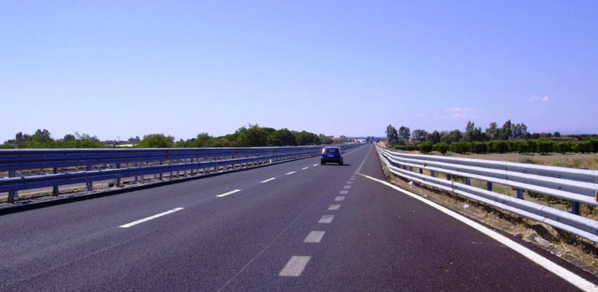 Ss 106 Jonica, Mit: «Procedono i lavori sulla tratta Catanzaro-Crotone»