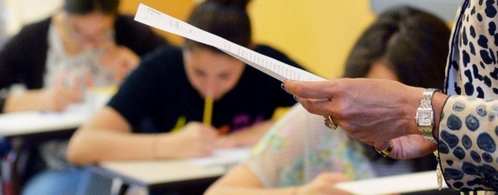 Maturità, da Calabresi a Pavese. Ecco le tracce della prima prova