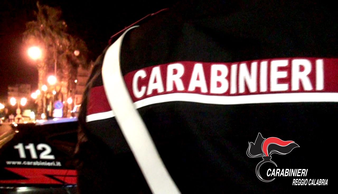 La cosca Labate nel business delle onoranze funebri: 6 arresti a Reggio Calabria. Coinvolta dipendente del Comune – NOMI E VIDEO