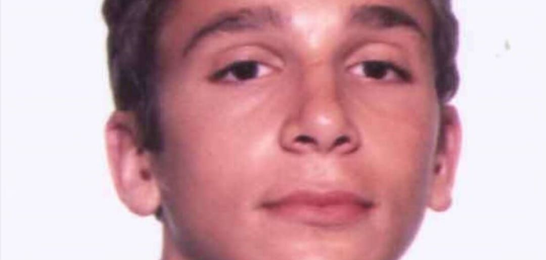 «Nei volti delle persone cerco ancora quello di mio figlio». A Telesuonano il caso di Luigi Sebillo