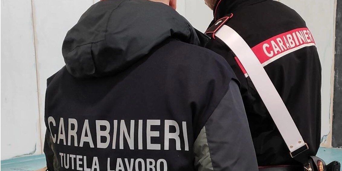Sicurezza sul lavoro: blitz dei Carabinieri in un cantiere abusivo a Le Castella