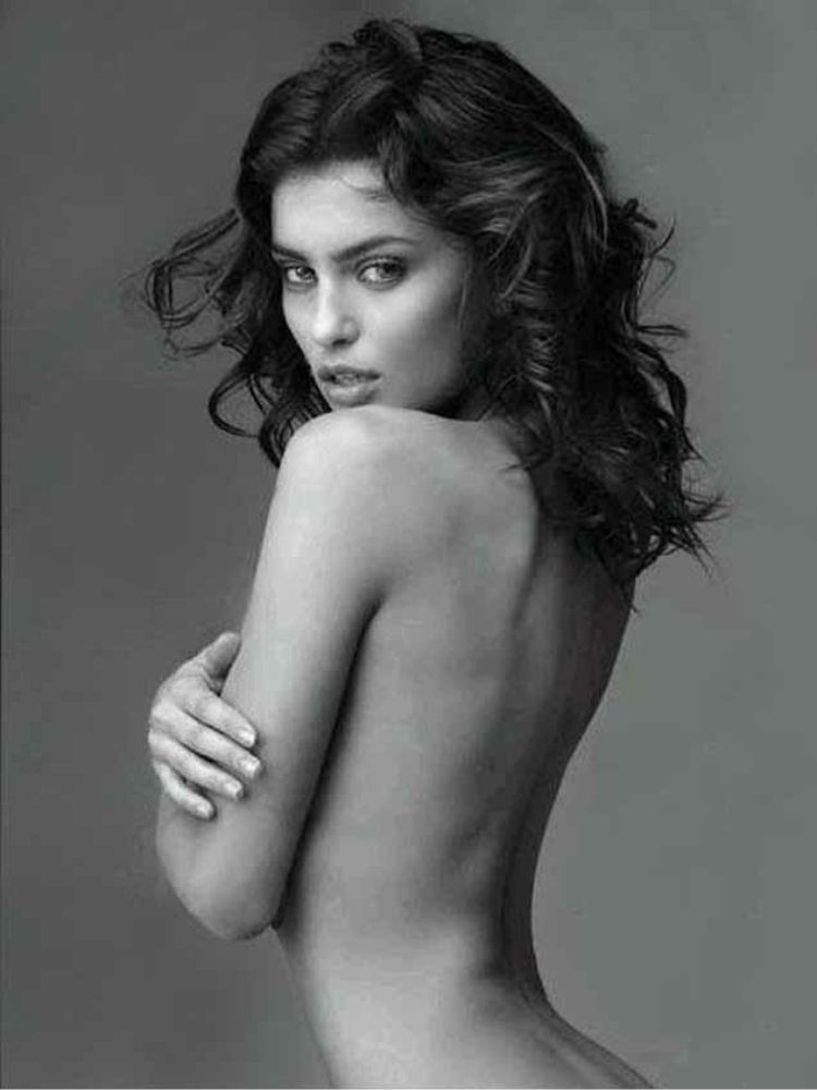 Catrinel illumina il Magna Graecia film festival