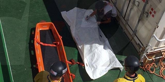 Niente bare per seppellire i migranti, denunciato imprenditore di Vibo