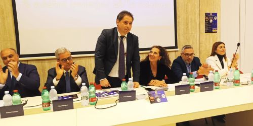 fratelli-ditalia-a-catanzaro-con-ferro-e-montuoro