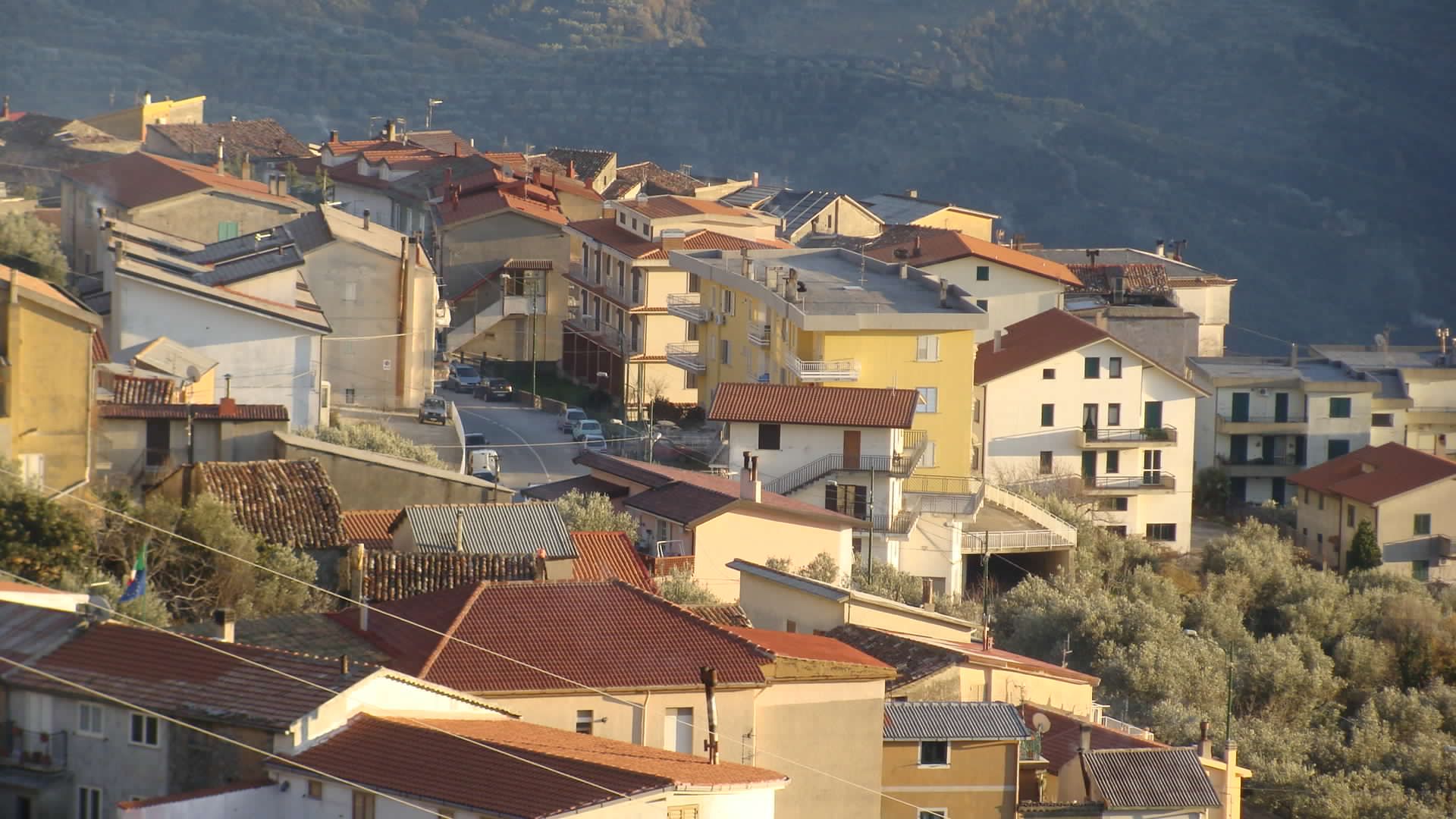 Albi, sospeso il Consiglio comunale. Arriva il commissario