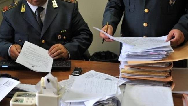 Incassa la pensione della madre morta da 3 anni, sequestrati 32mila euro