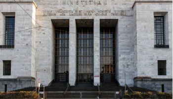 ’Ndrangheta, svolta nel processo Hydra. Si pente Vestiti, l’uomo dei Senese vicino ai clan calabresi