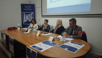 Giustizia, a Vibo il confronto sulla riforma. Iannello: «Giudice davvero terzo». Viscomi: «Diventerebbe un burocrate» – VIDEO