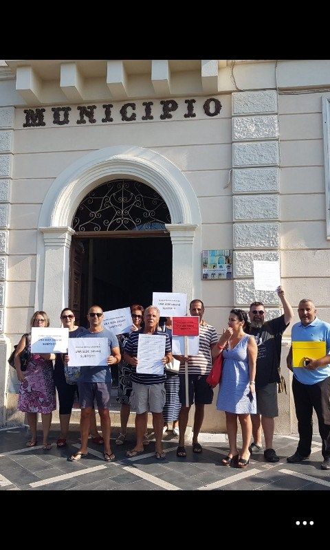 I ragazzi delle medie di Amantea ancora senza un tetto