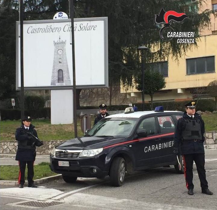 Truffatore seriale online arrestato nel Cosentino