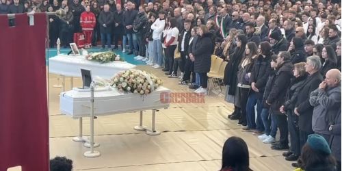 funerali anna e maria san pietro a maida