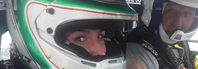 Infarto al rally, muore dopo aver salvato la figlia-navigatrice