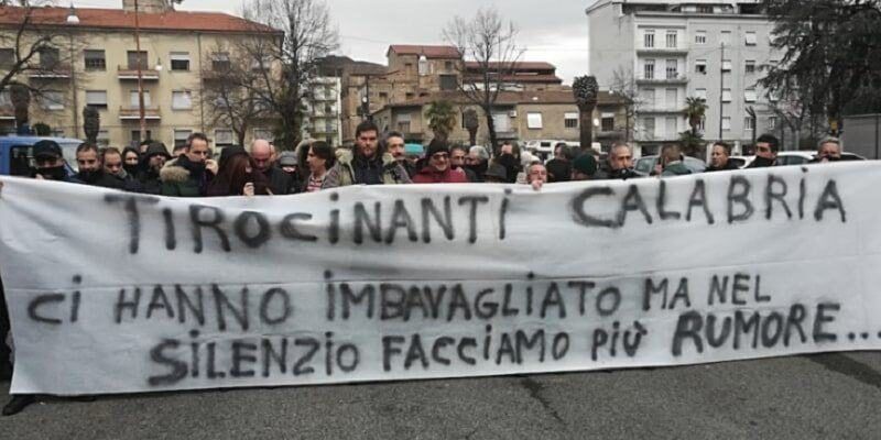 «Solidarietà ai 7mila tirocinanti calabresi dimenticati da Stato e Regione»