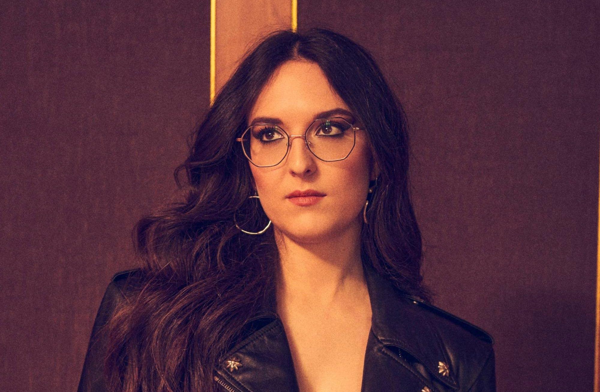 Stasera sul palco dell’Eurovision anche un po’ di Calabria: Veronica Fusaro sogna la finale con la Svizzera