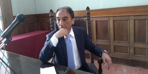 Catanzaro, il commosso saluto di Abramo: «Il Comune è come se fosse stata casa mia…»