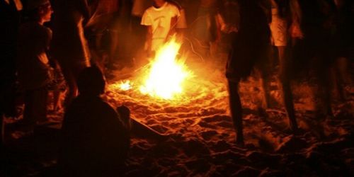 Stupro in spiaggia nella notte di San Lorenzo, indagano i carabinieri di Cirò Marina