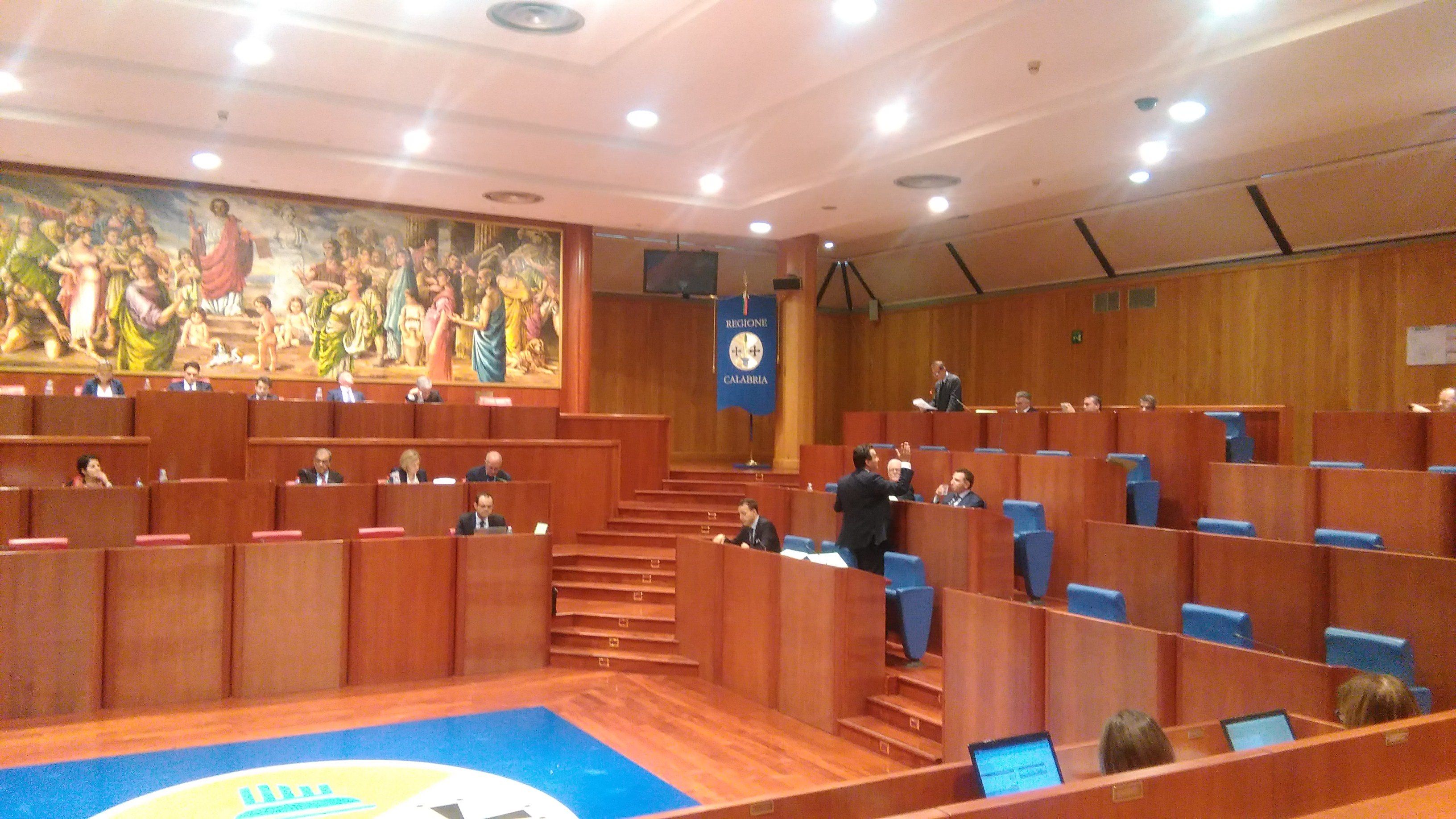 Nasce la Città metropolitana, ma la Provincia resta in piedi