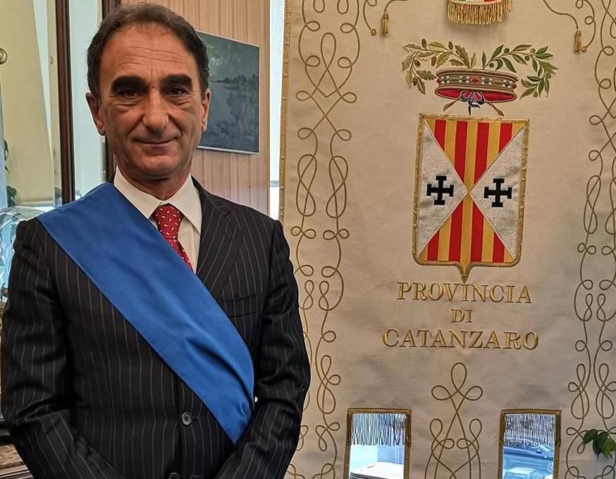 Tagli alle spese, la Provincia di Catanzaro punta sul fotovoltaico