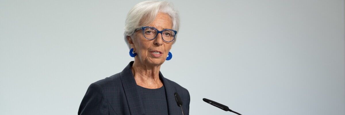 Tassi d’interesse, la Bce frena. Dopo dieci rialzi, arriva la pausa