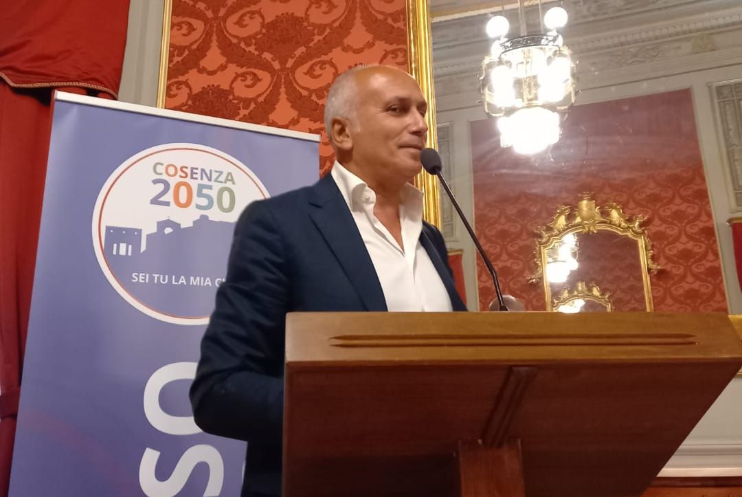 Elezioni a Cosenza, Franz Caruso: «Vinceremo anche senza il M5S»