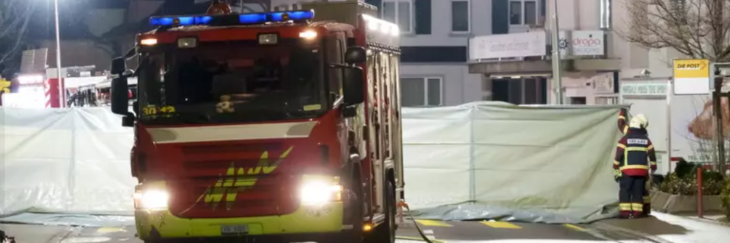 Svizzera, uomo si dà fuoco su un bus: 6 morti
