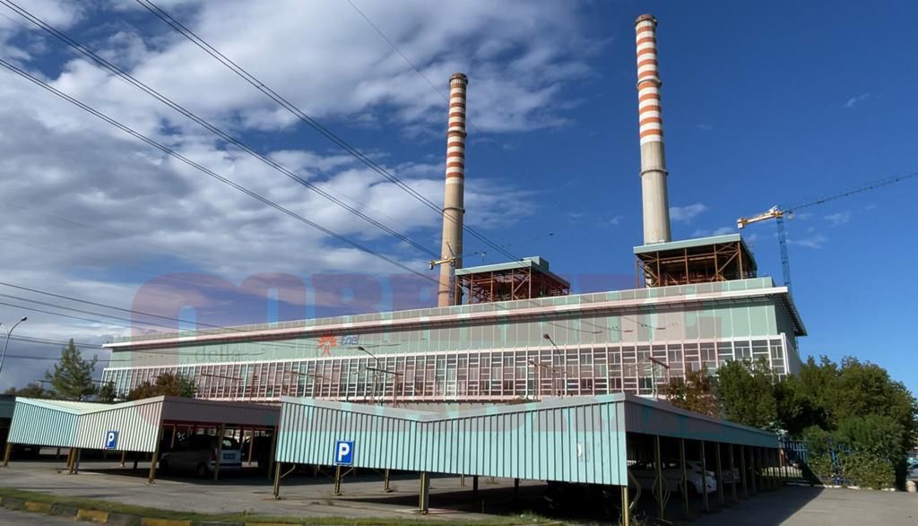 Pronta la demolizione delle due ciminiere Enel