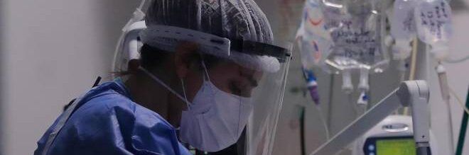 Green pass e più vaccini, le ipotesi per fermare la variante Delta