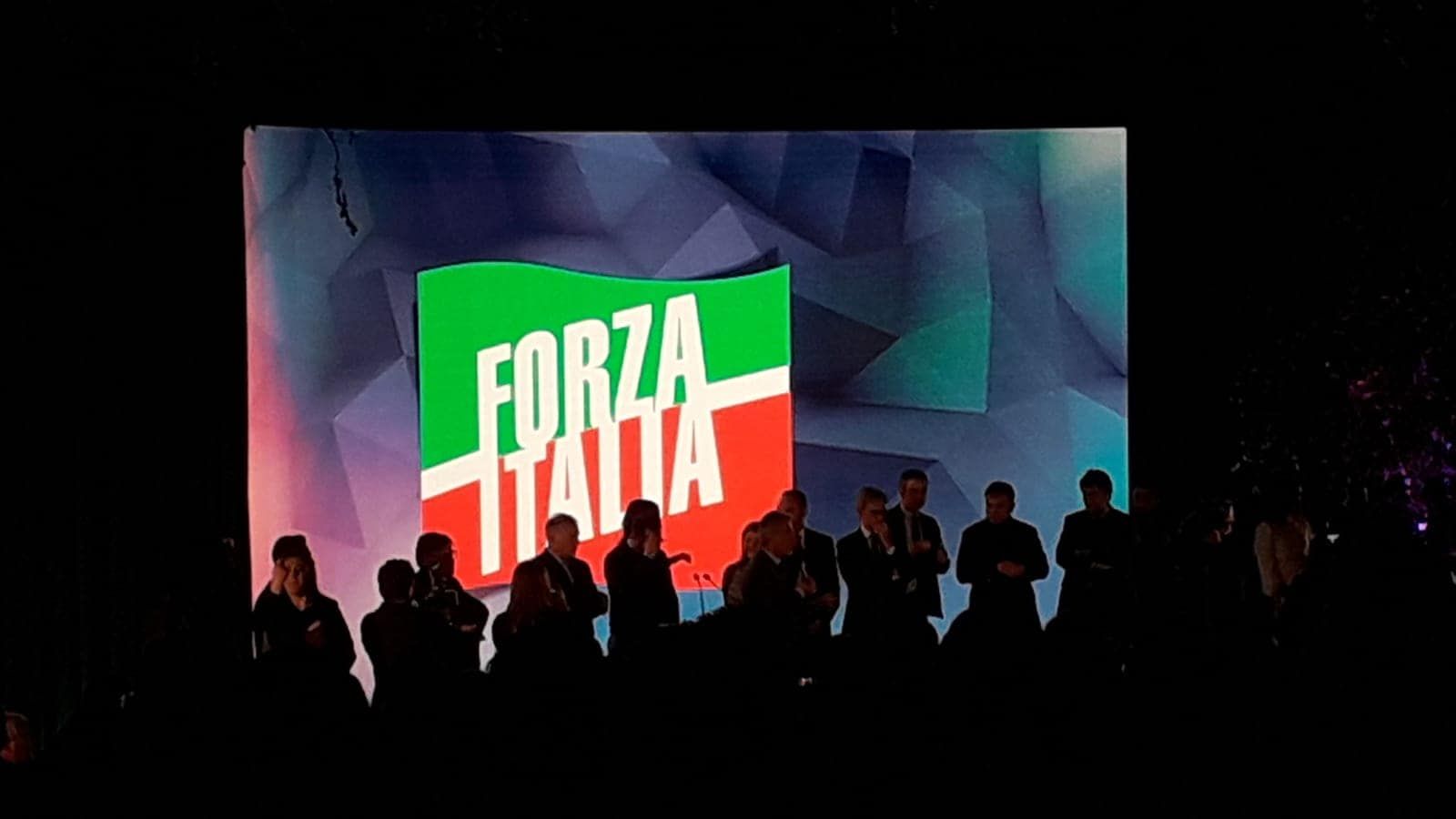 «Occhiuto può cambiare la Calabria, unitevi a noi»