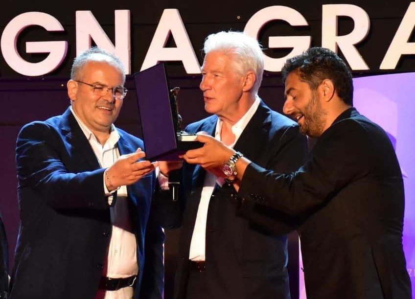 A Richard Gere la Colonna d’Oro dell’orafo Michele Affidato