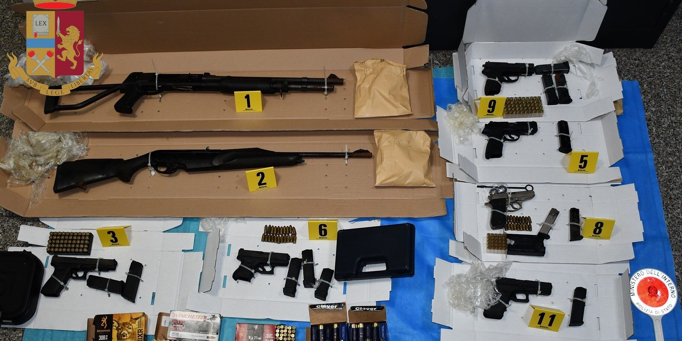 “Santabarbara” scoperta in un garage di Bagnara, due denunciati dalla polizia