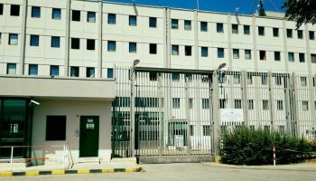 Sventato l’ingresso di un cellulare in carcere a Castrovillari