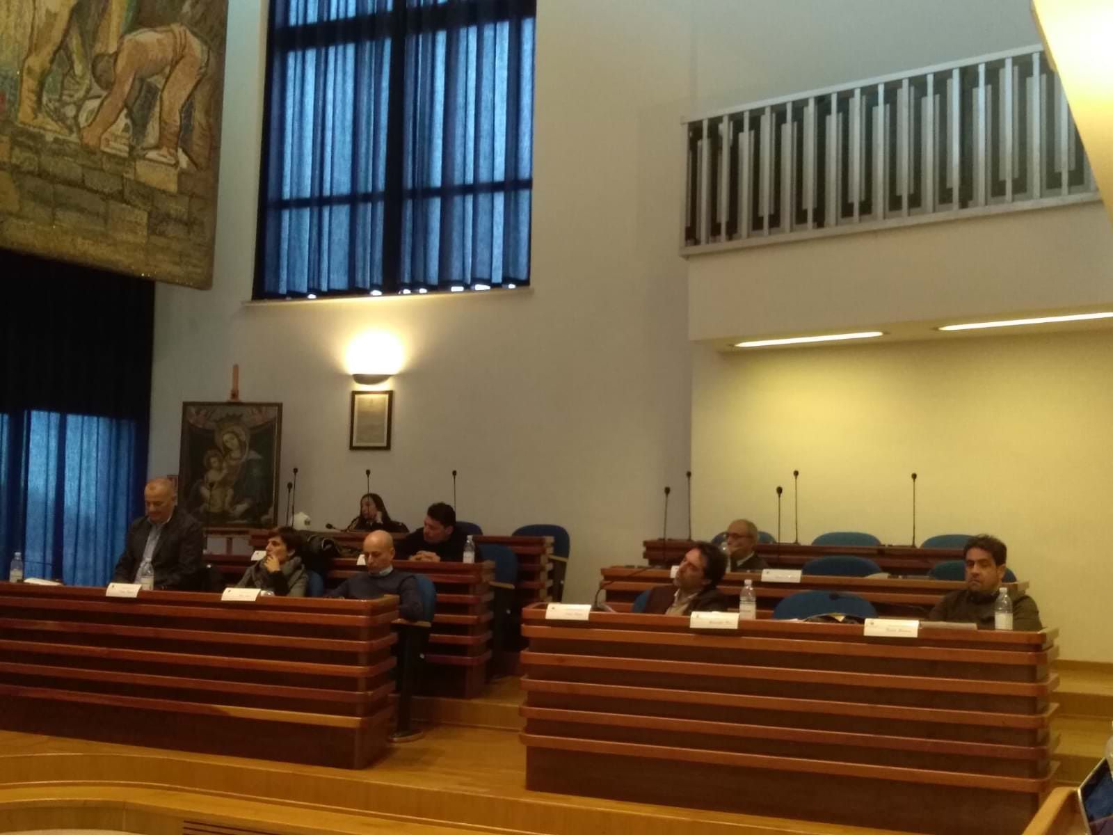 Catanzaro, levata di scudi dell’opposizione contro Abramo