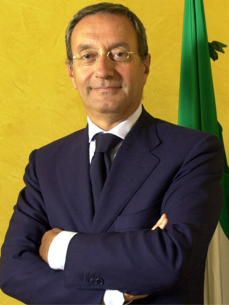 Catricalà, se l`authority non conosce l`austerity