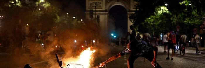 Guerriglia a Parigi per la festa Champions