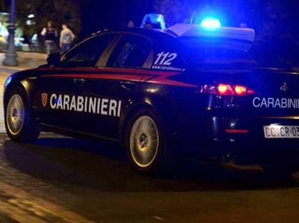 Investe un carabiniere al posto di blocco, arrestato