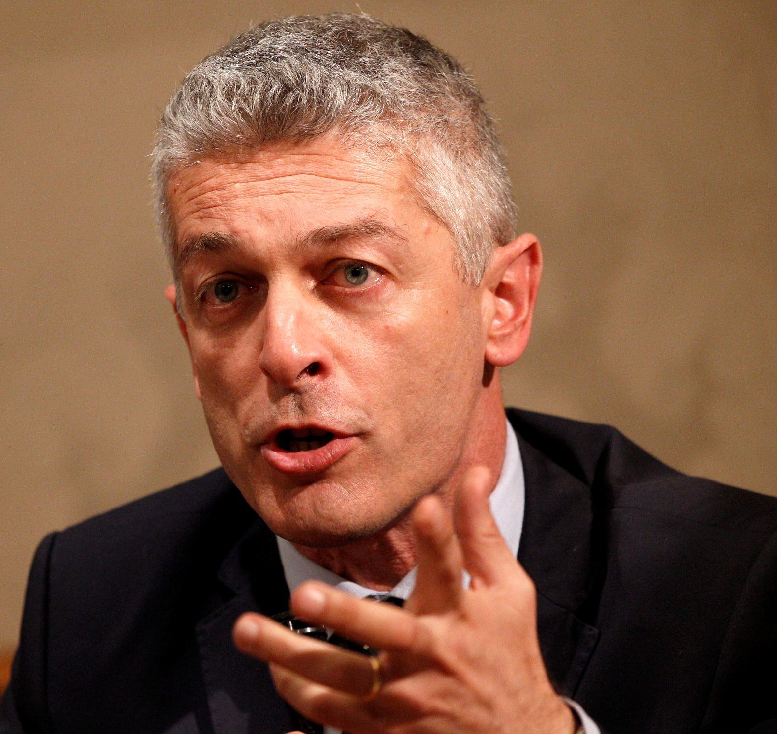 Dirigente Asp condannato, Morra chiede la sua "retrocessione"