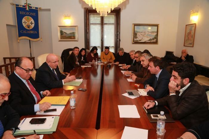 Lavoro, accordo Regione-sindacati: 80 milioni per gli ammortizzatori