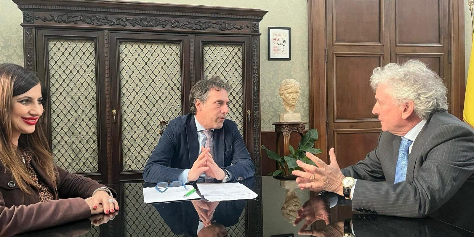 Catanzaro, Fiorita e l’Ordine dei medici: «Per il nuovo ospedale serve equilibrio»