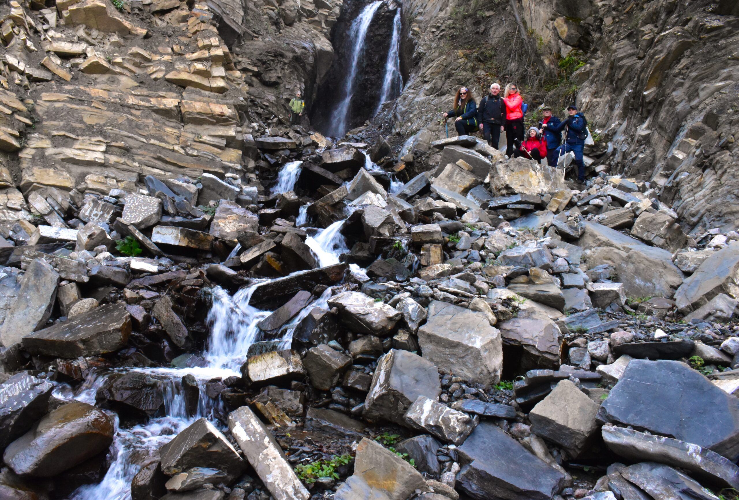 Gole del Petrone: in festa fra i pastori e le capre, senza aperitivi e lounge bar