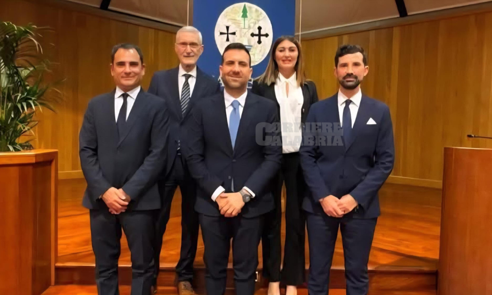 Consiglio regionale, ecco l’Ufficio di presidenza: Crinò e Ranuccio vice di Cirillo, De Francesco e Laghi segretari