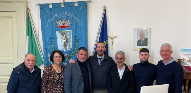 Aprigliano, il sindaco Porco presenta la nuova Giunta