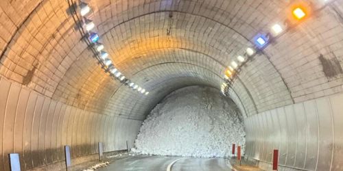 Valanghe, oltre 6mila persone isolate in Valle d'Aosta