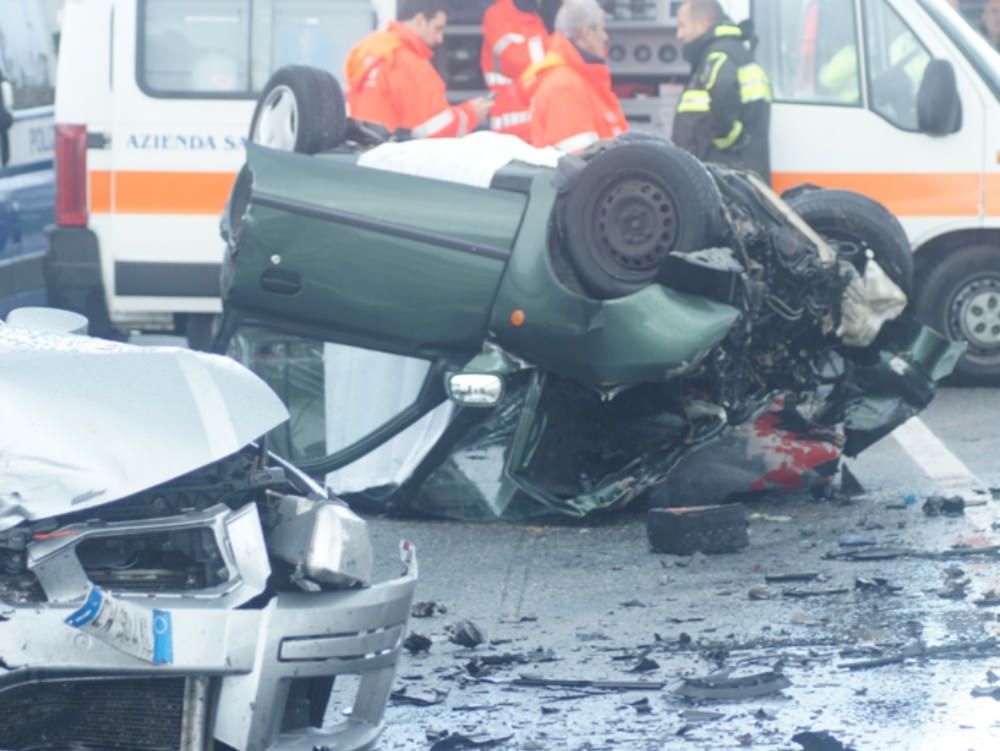 Giorno di festa bagnato dal sangue in Calabria
