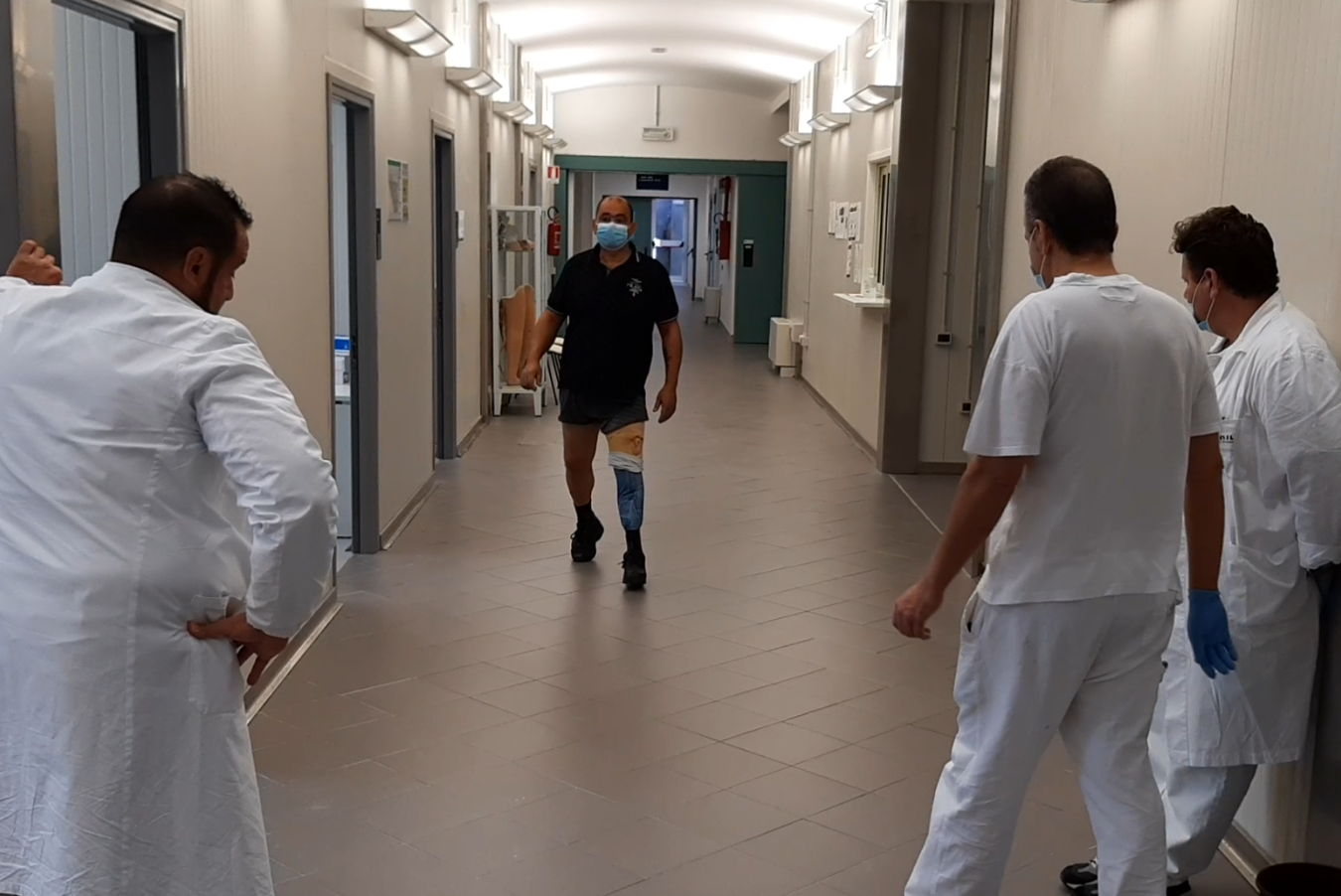 Centro Inail a Lamezia, realizzata la prima protesi con ginocchio elettronico – VIDEO