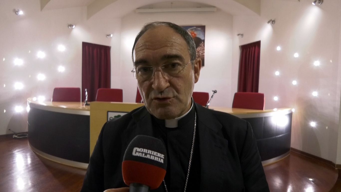 Lamezia, dal vescovo Serafino Parisi l’augurio per un «Natale di concretezza» – VIDEO