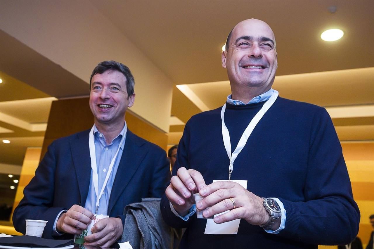 Tensione nel Pd: Orlando detta la linea, ma Oliverio dice no