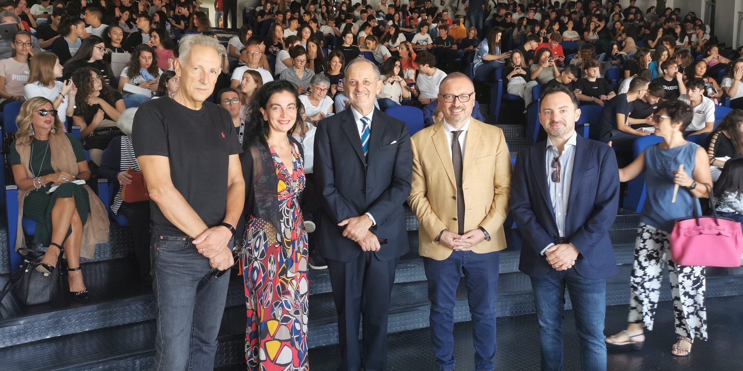 Cosmos, il tempo secondo la scienza moderna spiegato dal professor Tonelli – VIDEO